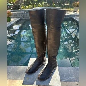 Frye Riding Boots Shirley Otk model # 77739 - Black - Sz 8 B natural leather